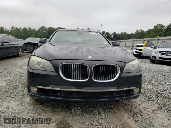 2010 BMW 7 Series 750Li xDrive z VIN WBAKC8C59ACY68940, wystawiony jako Copart lot #68335353 z przebiegiem 168 470 mil mil oraz Szkoda całkowita • Salvage title. Historia ofert i sprzedaży dostępna na DreamBid. Obrazek 5.
