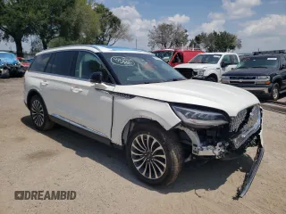 2023 Lincoln Aviator Reserve with VIN 5LM5J7WC9PGL14351, listed as a Copart auction lot 53533333 with 1,347 mi miles and Non repairable. Bid and sale history available at DreamBid. Image 4.