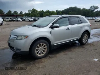 2013 Lincoln MKX z VIN 2LMDJ8JK3DBL43645, wystawiony jako Copart lot #61418385 z przebiegiem 253 637 mil mil oraz Czysty tytuł • Clean title. Historia ofert i sprzedaży dostępna na DreamBid. Obrazek 1.