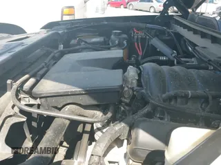 2018 Chevrolet Silverado 1500 LT z VIN 1GCRCREH3JZ163109, wystawiony jako IAAI lot #42217457 z przebiegiem 149 432 mil mil oraz . Historia ofert i sprzedaży dostępna na DreamBid. Obrazek 24.