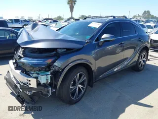 2024 Lexus RX 350h z VIN 2T2BBMCA3RC042093, wystawiony jako IAAI lot #42703983 z przebiegiem 24 179 mil mil oraz . Historia ofert i sprzedaży dostępna na DreamBid. Obrazek 18.