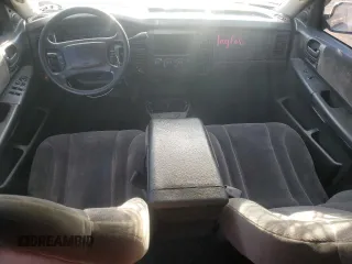 2002 Dodge Dakota SLT with VIN 1B7HG48N42S588224, listed as a Copart auction lot 87807265 with 69,817 mi miles and Salvage Title. Bid and sale history available at carsss.com. Image 8.