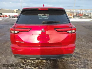 2024 Mitsubishi Outlander ES with VIN JA4J4UA88RZ073298, listed as a IAAI auction lot 41477476 with 6,532 mi miles. Bid and sale history available at carsss.com. Image 16.