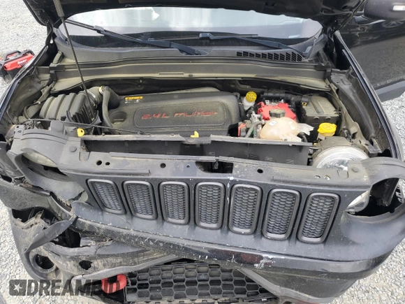 2018 Jeep Renegade Trailhawk with VIN ZACCJBCB3JPH19015, listed as a Copart auction lot 51107615 with 57,517 mi miles and Salvage title. Bid and sale history available at DreamBid. Image 12.