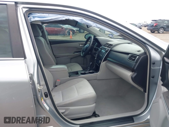2015 Toyota Camry XLE with VIN 4T1BF1FK1FU475840, listed as a IAAI auction lot 41669607 with 104,881 mi miles. Bid and sale history available at carsss.com. Image 5.