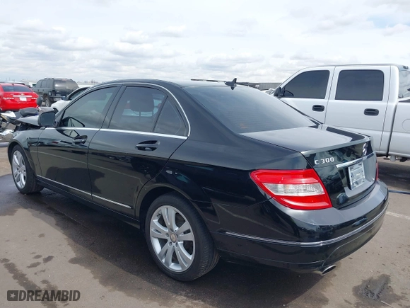 2009 Mercedes-Benz C-Class 3.0L Sport with VIN WDDGF54X29R052892, listed as a IAAI auction lot 41806036 with 91,563 mi miles. Bid and sale history available at carsss.com. Image 3.