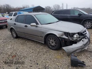2005 Saab 9-5 Arc with VIN YS3ED49A353518650, listed as a Copart auction lot 44595085 with 220,098 mi miles and Clean Title. Bid and sale history available at carsss.com. Image 4.