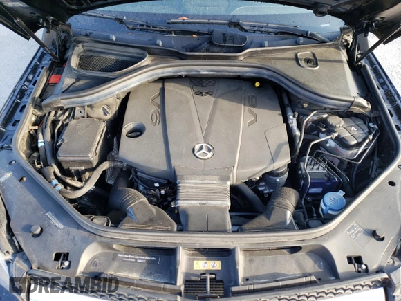 2015 Mercedes-Benz GL-Class GL 350 BlueTEC with VIN 4JGDF2EE5FA555654, listed as a Copart auction lot 42988093 with 140,110 mi miles. Bid and sale history available at carsss.com. Image 12.