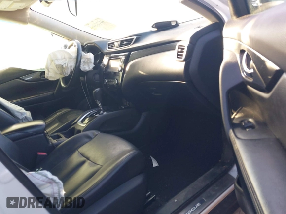 2015 Nissan Rogue SV with VIN 5N1AT2MVXFC916779, listed as a IAAI auction lot 41757810 with 169,629 mi miles. Bid and sale history available at carsss.com. Image 5.