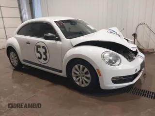 2015 Volkswagen Beetle Fleet Edition с VIN 3VWF17AT7FM654361, выставлен на аукционе IAAI как лот 39497383 с пробегом 86 695 миль миль и . История ставок и продаж доступна на DreamBid. Изображение 1.