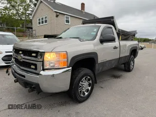 2008 Chevrolet Silverado 3500HD SRW Work Truck z VIN 1GCHK34K68E128686, wystawiony jako Copart lot #58432855 z przebiegiem 172 354 mil mil oraz Tytuł czysty. Historia ofert i sprzedaży dostępna na DreamBid. Obrazek 2.