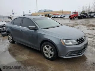 2015 Volkswagen Jetta Sedan 1.8T SEL with VIN 3VWL07AJ8FM233415, listed as a Copart auction lot 46788085 with 225,181 mi miles and Clean Title. Bid and sale history available at carsss.com. Image 4.