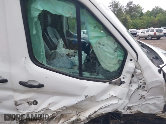 2017 Ford Transit с VIN 1FTYR2CM8HKB32488, выставлен на аукционе IAAI как лот 41982742 с пробегом 235 114 миль миль и . История ставок и продаж доступна на DreamBid. Изображение 14.