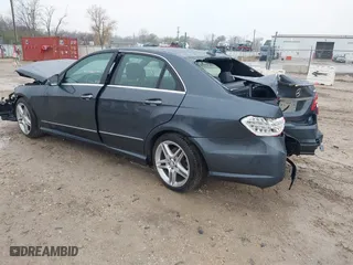 2013 Mercedes-Benz E-Class E 350 Luxury with VIN WDDHF8JB7DA766166, listed as a IAAI auction lot 40853067 with 46,049 mi miles. Bid and sale history available at carsss.com. Image 3.