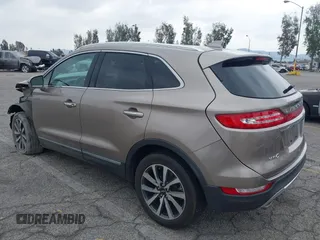 2019 Lincoln MKC Reserve with VIN 5LMCJ3C9XKUL09386, listed as a IAAI auction lot 41857681 with 66,101 mi miles and . Bid and sale history available at DreamBid. Image 3.