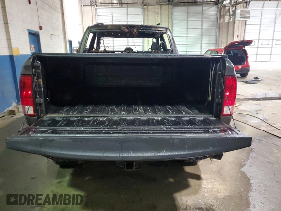 2017 Ram 2500 Tradesman z VIN 3C6UR5CL9HG639020, wystawiony jako Copart lot #47139375 z przebiegiem Nie podano mil oraz Czysty tytuł • Clean title. Historia ofert i sprzedaży dostępna na DreamBid. Obrazek 6.