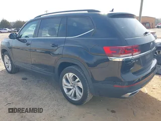 2021 Volkswagen Atlas 3.6L V6 SE w/Technology with VIN 1V2HR2CA9MC578058, listed as a IAAI auction lot 41784456 with 90,920 mi miles. Bid and sale history available at carsss.com. Image 3.