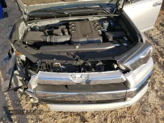 2024 Toyota 4Runner Limited with VIN JTEDU5JR2R5312235, listed as a Copart auction lot 81931404 with 5,031 mi miles and Salvage title. Bid and sale history available at DreamBid. Image 13.