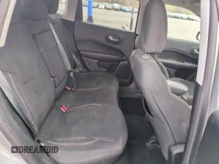 2017 Jeep Compass Sport z VIN 3C4NJDAB3HT656265, wystawiony jako Copart lot #50560125 z przebiegiem 49 558 mil mil oraz Szkoda całkowita • Salvage title. Historia ofert i sprzedaży dostępna na DreamBid. Obrazek 11.