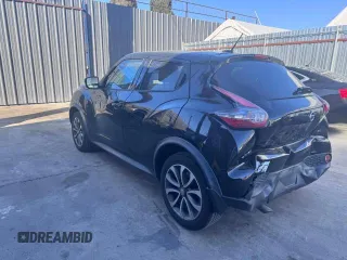 2017 Nissan Juke S with VIN JN8AF5MR8HT702087, listed as a Copart auction lot 47891465 with 70,184 mi miles and Clean Title. Bid and sale history available at DreamBid. Image 3.