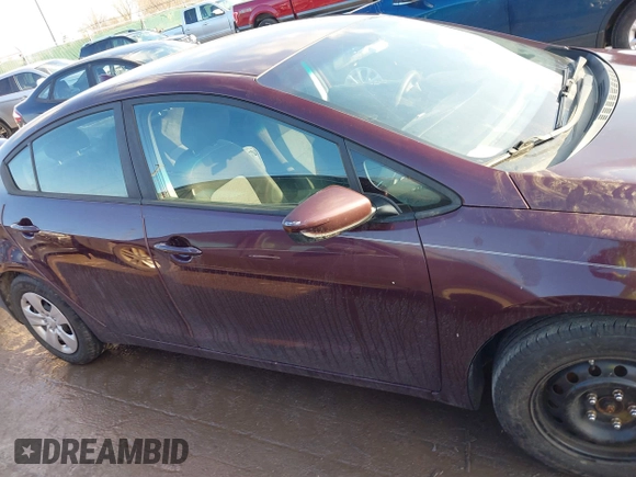 2018 Kia Forte LX with VIN 3KPFK4A72JE206565, listed as a IAAI auction lot 41639846 with 98,429 mi miles. Bid and sale history available at carsss.com. Image 13.