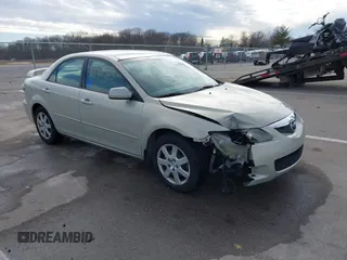 2006 Mazda 6 i with VIN 1YVFP80C665M21354, listed as a IAAI auction lot 41698565 with 155,313 mi miles. Bid and sale history available at carsss.com. Image 1.