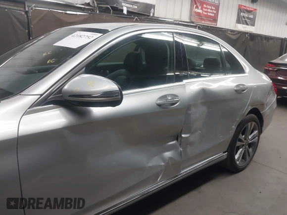 2018 Mercedes-Benz C 300 with VIN 55SWF4KBXJU255125, listed as a IAAI auction lot 42182752 with 54,932 mi miles and . Bid and sale history available at DreamBid. Image 6.