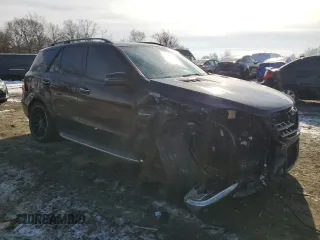 2014 Mercedes-Benz M 63 AMG z VIN 4JGDA7EB3EA335025, wystawiony jako Copart lot #42157645 z przebiegiem 84 338 mil mil oraz Szkoda całkowita • Salvage title. Historia ofert i sprzedaży dostępna na DreamBid. Obrazek 4.
