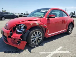 2018 Volkswagen Beetle SE with VIN 3VWJD7ATXJM702798, listed as a Copart auction lot 57290685 with 53,005 mi miles and Salvage title. Bid and sale history available at DreamBid. Image 1.
