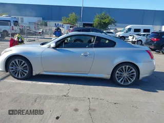 2013 Infiniti G37 IPL with VIN JN1CV6EK8DM922822, listed as a IAAI auction lot 41324156 with Not Provided miles. Bid and sale history available at carsss.com. Image 14.