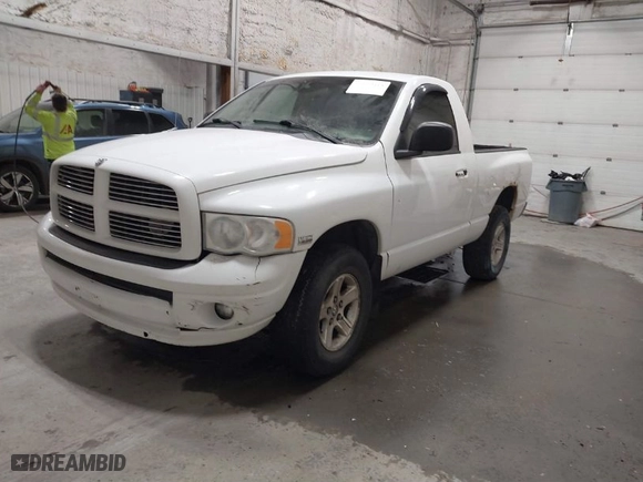 2005 Dodge Ram 1500 SLT with VIN 1D7HU16DX5J547792, listed as a IAAI auction lot 41609415 with 209,063 mi miles. Bid and sale history available at carsss.com. Image 2.