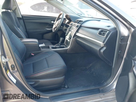 2015 Toyota Camry XLE z VIN 4T1BF1FK7FU880178, wystawiony jako IAAI lot #42537785 z przebiegiem 109 720 mil mil oraz . Historia ofert i sprzedaży dostępna na DreamBid. Obrazek 5.