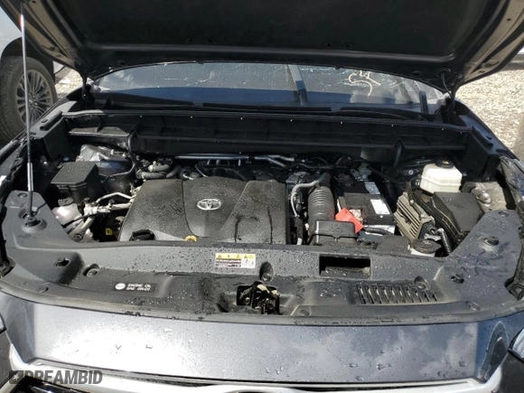 2022 Toyota Highlander XLE with VIN 5TDHZRBH9NS229958, listed as a Copart auction lot 67699934 with 53,525 mi miles and Salvage Title. Bid and sale history available at carsss.com. Image 11.