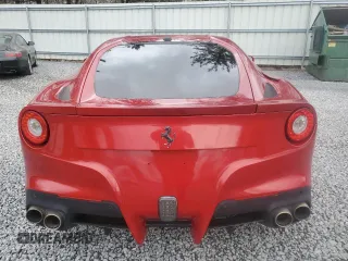 2013 Ferrari F12 z VIN ZFF74UFA7D0193622, wystawiony jako Copart lot #51904615 z przebiegiem Nie podano mil oraz Szkody całkowita. Historia ofert i sprzedaży dostępna na DreamBid. Obrazek 6.