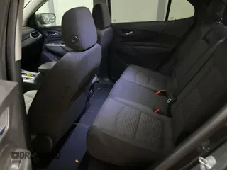 2020 Chevrolet Equinox LT z VIN 2GNAXKEV4L6236136, wystawiony jako IAAI lot #42556211 z przebiegiem 87 001 mil mil oraz . Historia ofert i sprzedaży dostępna na DreamBid. Obrazek 17.
