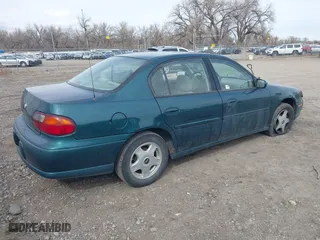 2001 Chevrolet Malibu LS with VIN 1G1NE52JX16228945, listed as a IAAI auction lot 41675329 with 160,550 mi miles. Bid and sale history available at carsss.com. Image 4.