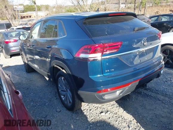 2021 Volkswagen Atlas SE with VIN 1V2WE2CA4MC204010, listed as a IAAI auction lot 41252081 with 41,106 mi miles and . Bid and sale history available at DreamBid. Image 3.