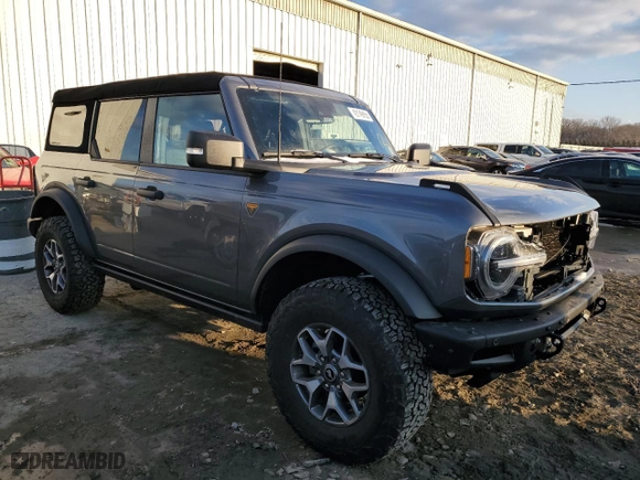 2024 Ford Bronco Badlands with VIN 1FMEE9BP1RLA55327, listed as a Copart auction lot 42149455 with 6,767 mi miles and Salvage Title. Bid and sale history available at carsss.com. Image 4.