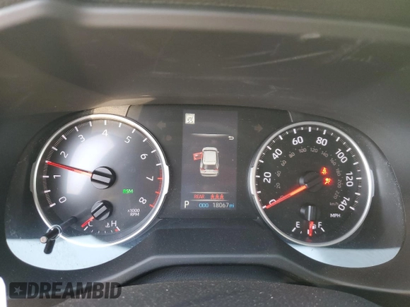 2022 Toyota RAV4 XLE with VIN 2T3W1RFV0NW189461, listed as a Copart auction lot 57841765 with 18,067 mi miles and Salvage title. Bid and sale history available at DreamBid. Image 9.