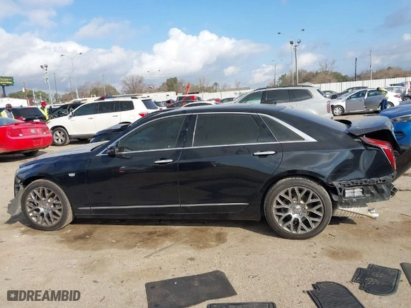 2018 Cadillac CT6 Luxury AWD with VIN 1G6KD5RS4JU100954, listed as a IAAI auction lot 41512623 with NaN miles. Bid and sale history available at carsss.com. Image 15.