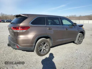 2018 Toyota Highlander LE with VIN 5TDZZRFH6JS288376, listed as a Copart auction lot 43353975 with 93,706 mi miles and Non repairable. Bid and sale history available at DreamBid. Image 3.