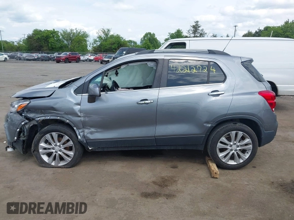 2020 Chevrolet Trax Premier with VIN 3GNCJRSB2LL140689, listed as a IAAI auction lot 42212724 with 73,701 mi miles and . Bid and sale history available at DreamBid. Image 13.