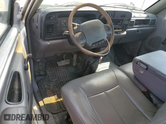 1997 Dodge 1500 z VIN 1B7HC16Y2VS111254, wystawiony jako Copart lot #57117505 z przebiegiem 222 569 mil mil oraz Czysty tytuł • Clean title. Historia ofert i sprzedaży dostępna na DreamBid. Obrazek 8.