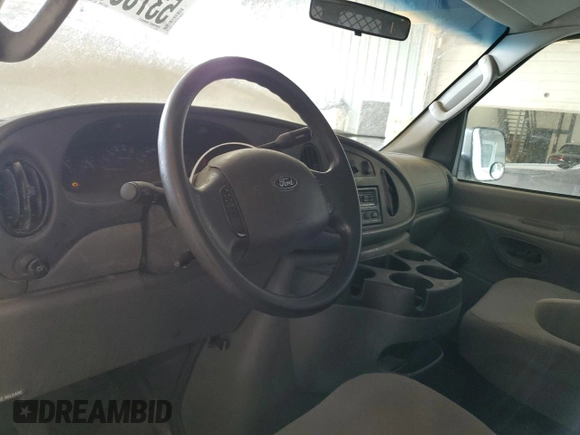 2005 Ford Econoline Cargo z VIN 1FTNS24LX5HA07675, wystawiony jako Copart lot #53780905 z przebiegiem 503 969 mil mil oraz Czysty tytuł • Clean title. Historia ofert i sprzedaży dostępna na DreamBid. Obrazek 8.