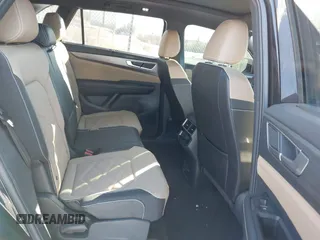 2024 Volkswagen Atlas SE z VIN 1V2KE2CA5RC227558, wystawiony jako IAAI lot #41645555 z przebiegiem 22 117 mil mil oraz . Historia ofert i sprzedaży dostępna na DreamBid. Obrazek 8.