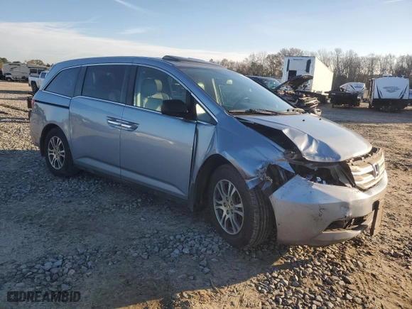 2013 Honda Odyssey EX-L with VIN 5FNRL5H62DB040656, listed as a Copart auction lot 44056935 with 227,510 mi miles and Salvage Title. Bid and sale history available at carsss.com. Image 4.