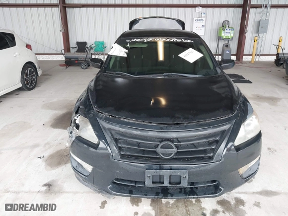 2015 Nissan Altima 2.5 with VIN 1N4AL3AP3FC129971, listed as a IAAI auction lot 41847341 with 175,711 mi miles. Bid and sale history available at carsss.com. Image 13.