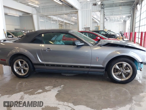 2006 Ford Mustang Standard with VIN 1ZVFT84N965229999, listed as a IAAI auction lot 41596134 with 60,473 mi miles and . Bid and sale history available at carsss.com. Image 13.