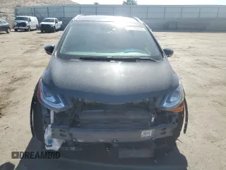 2020 Chevrolet Bolt EV Premier z VIN 1G1FZ6S02L4131727, wystawiony jako Copart lot #52995245 z przebiegiem 32 397 mil mil oraz Szkody całkowita. Historia ofert i sprzedaży dostępna na DreamBid. Obrazek 5.