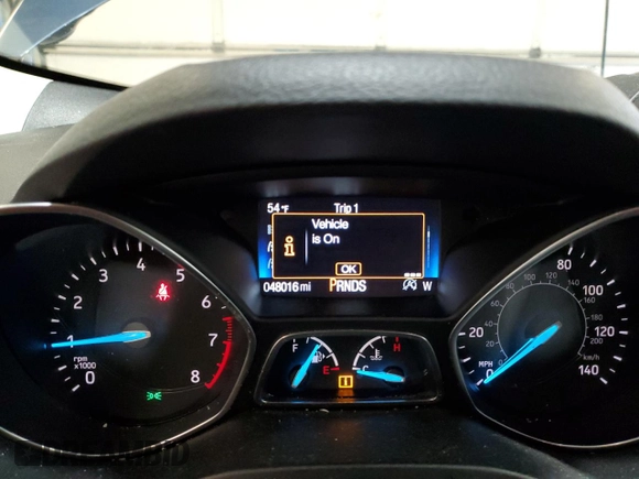 2018 Ford Escape SE z VIN 1FMCU9GD6JUC30324, wystawiony jako Copart lot #55833765 z przebiegiem 48 016 mil mil oraz Szkoda całkowita • Salvage title. Historia ofert i sprzedaży dostępna na DreamBid. Obrazek 9.